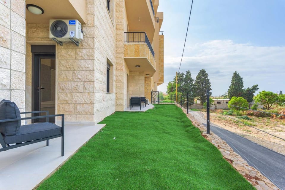 Patio, Day, Garden, Garden, View (from property/room), Balcony/Terrace, Garden view