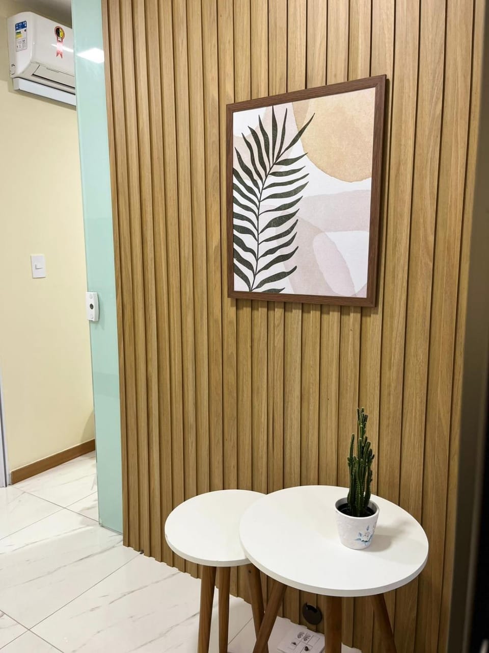 Apartamento quarto e sala com vista mar - Smart Costa Azul Apartment in Salvador