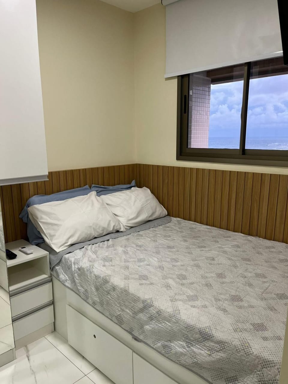 Apartamento quarto e sala com vista mar - Smart Costa Azul Apartment in Salvador