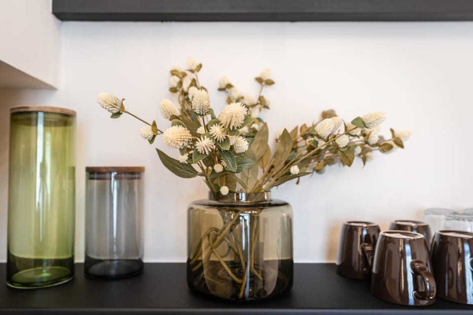 Coffee/tea facilities, Decorative detail, kitchen