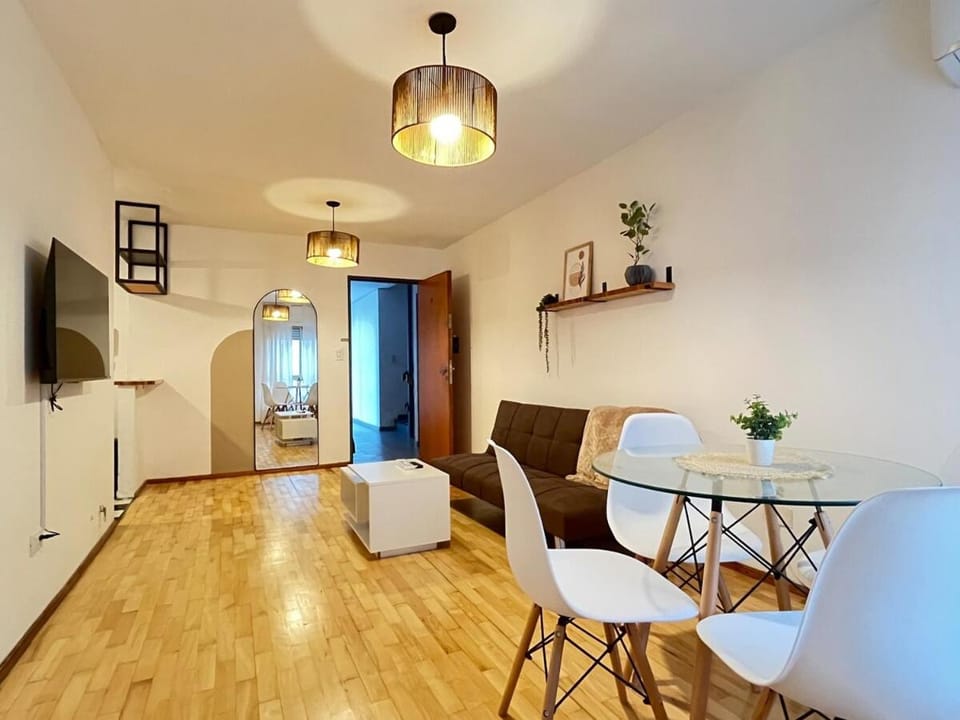 departamento en pleno nueva Córdoba, a metros de consulado de españa, palacio ferreyra, plaza españa Apartment in Cordoba
