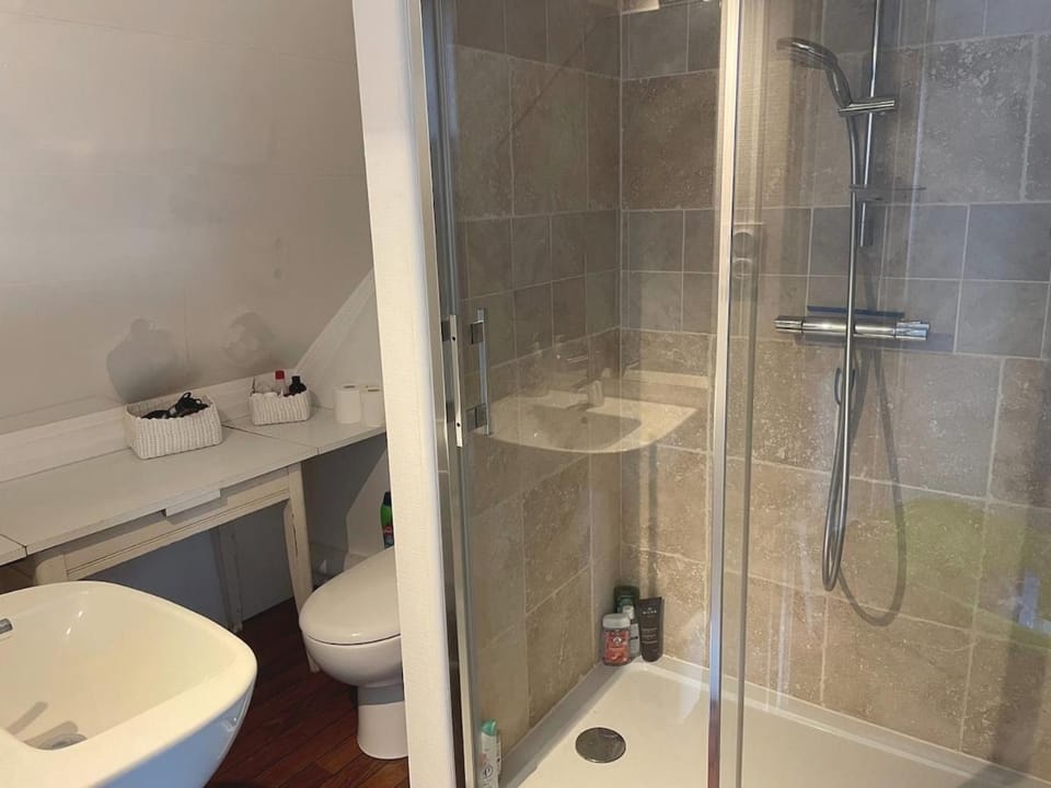 Shower, Toilet, Bathroom