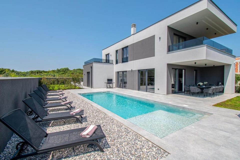 Villa Delecto Sea View Kamenjak, Premantura- by Istrabook Villa in Premantura