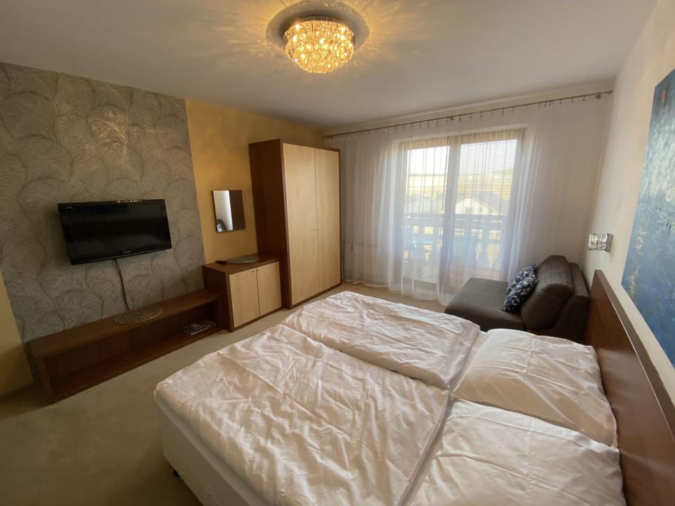 TV and multimedia, Bedroom