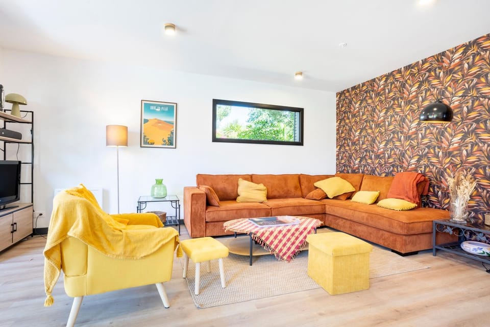 Property building, Living room