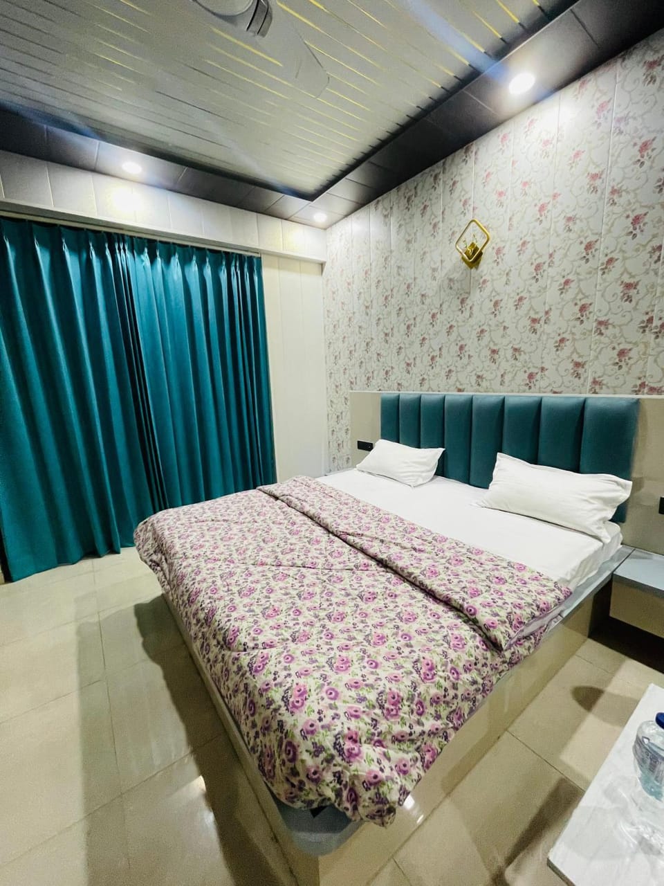 Regal Stay Apartment in Lucknow