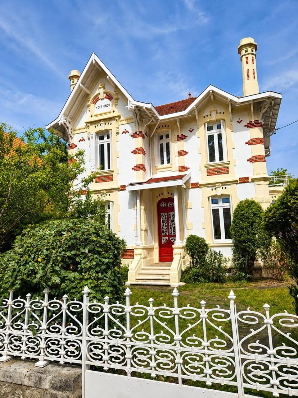 Property building, Garden