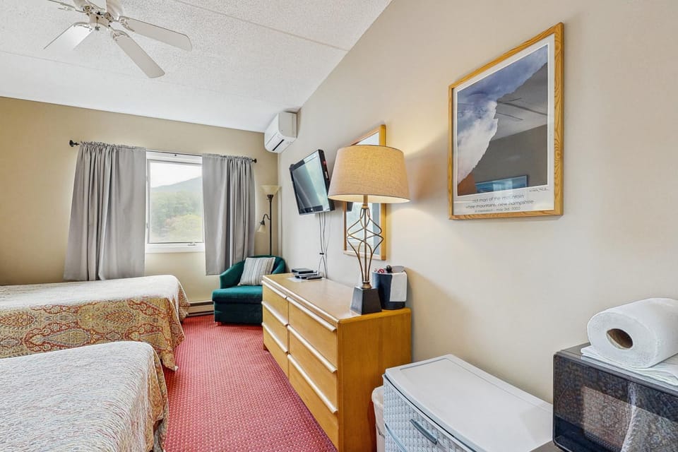 South Peak Efficiency At Rivergreen House in Woodstock
