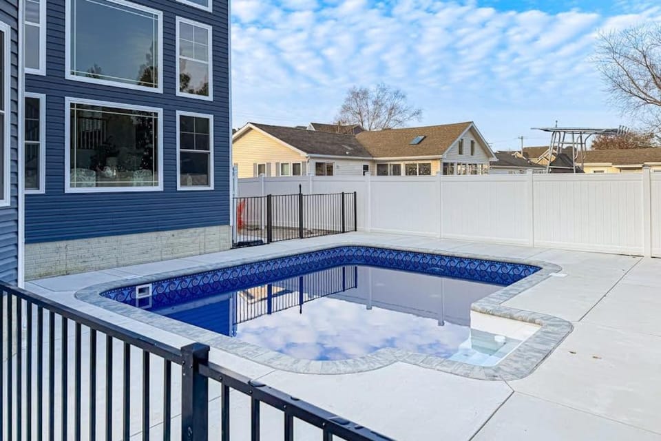Bay Dreams --- 31415 Erie Ave House in Sussex County