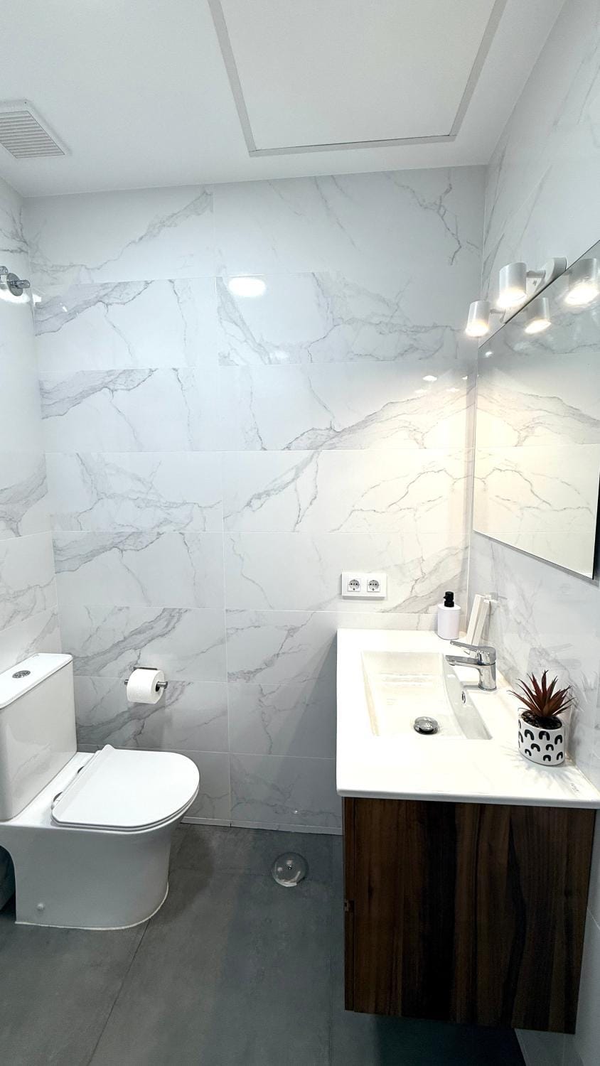 Toilet, Bathroom