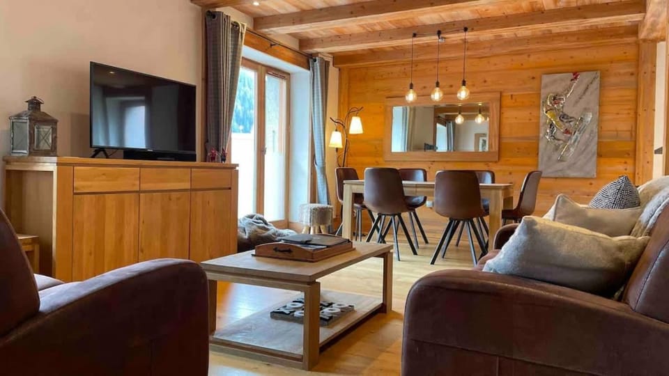 One Le Savoy by Pangea Services Apartment in Chamonix