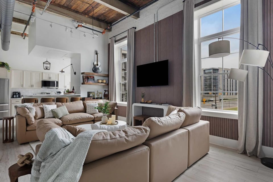 Harmony Hall by Maddox Hotel Apartment in Nashville