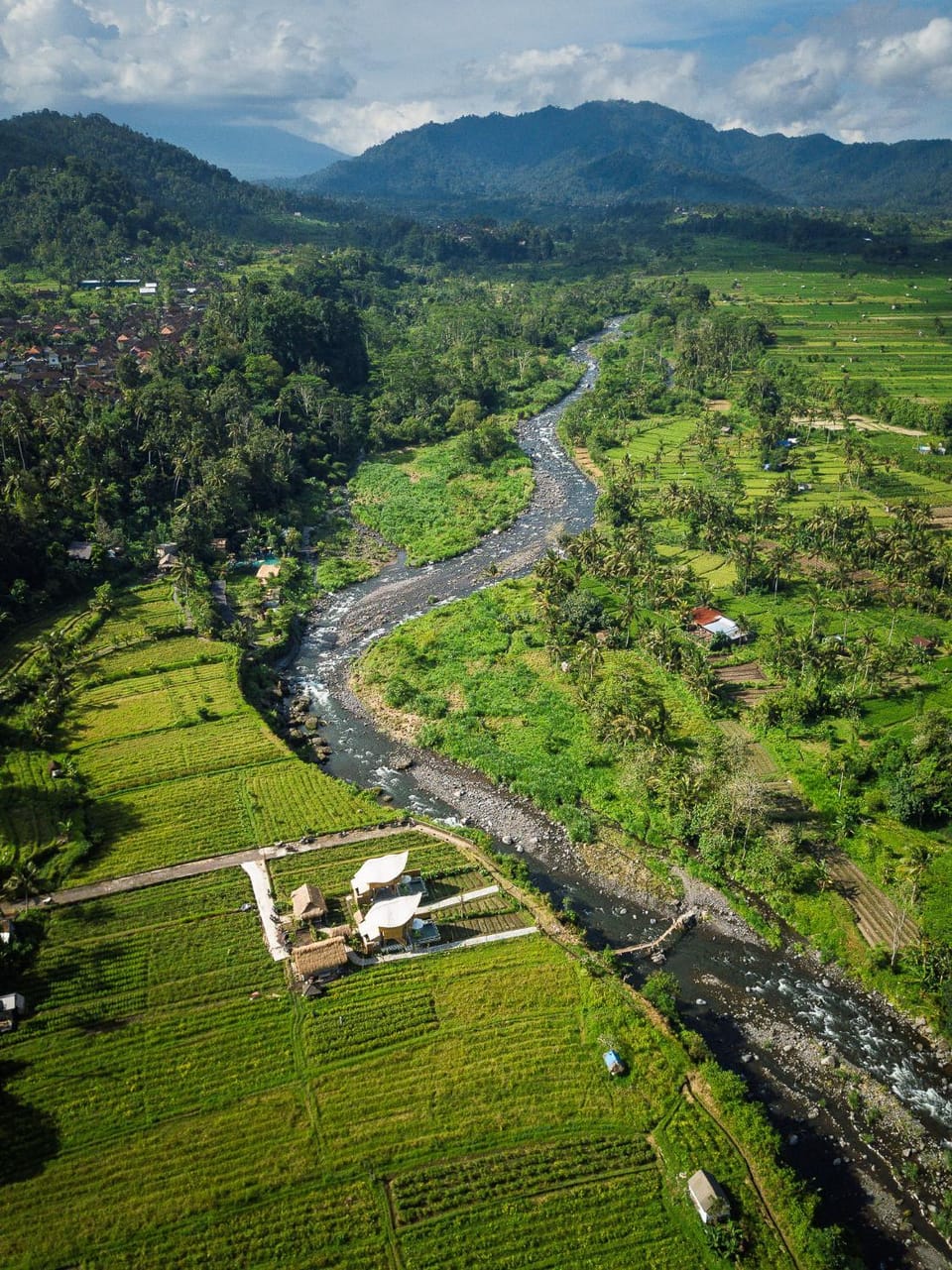 Nearby landmark, Natural landscape, Bird's eye view, Mountain view