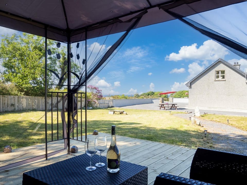 Patio, Garden, Garden view
