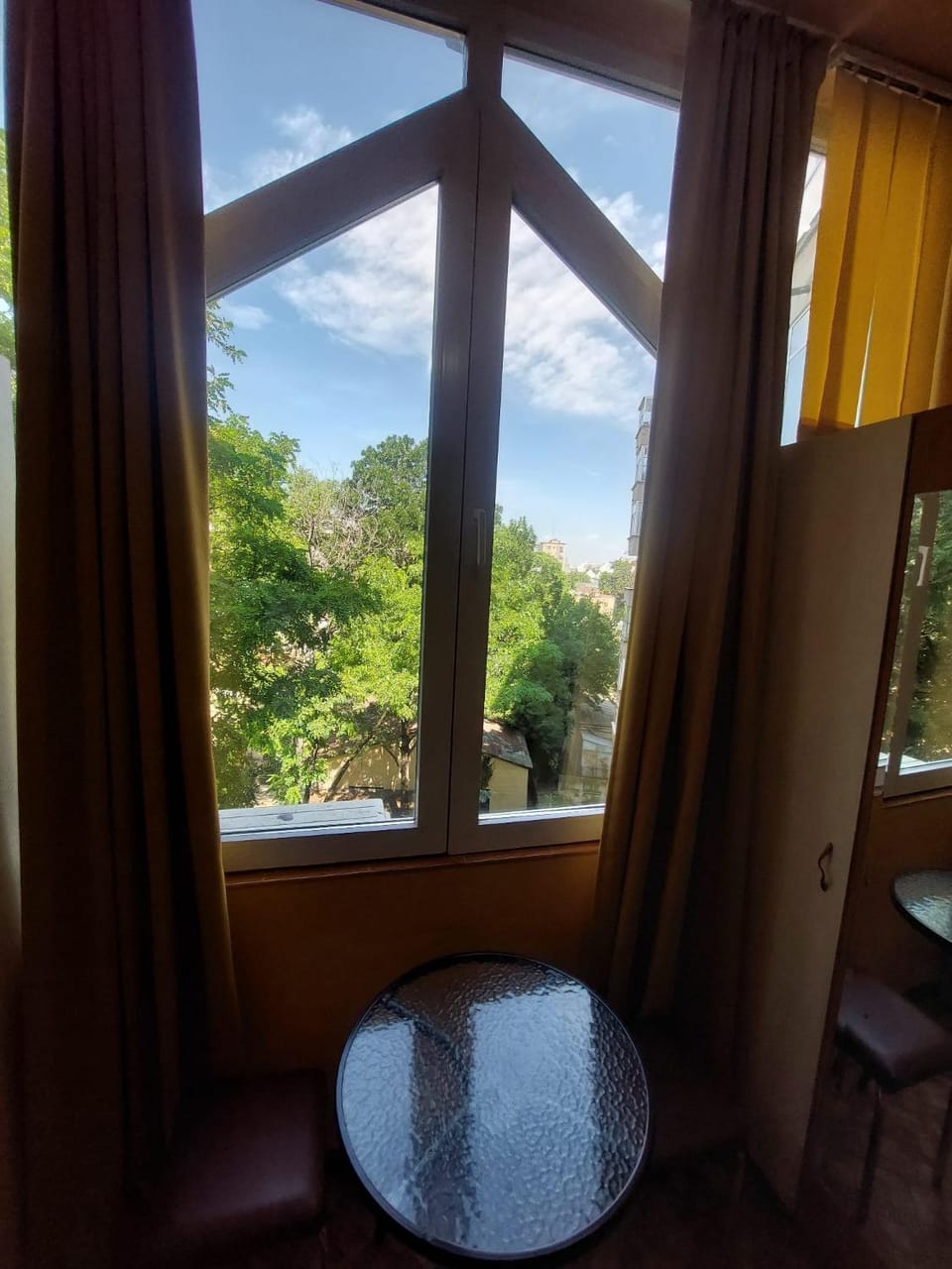 Day, Natural landscape, View (from property/room), Dining area