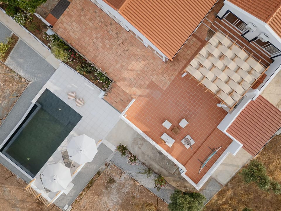 Property building, Bird's eye view