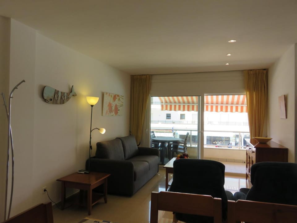 Apartamentos Las Brisas 1-1 Apartment in Baix Empordà