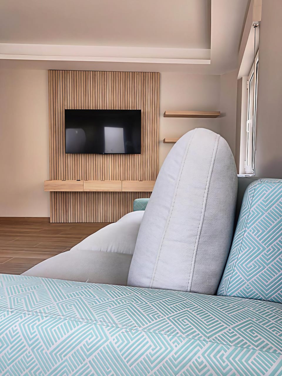 TV and multimedia, Living room, Shopping Area