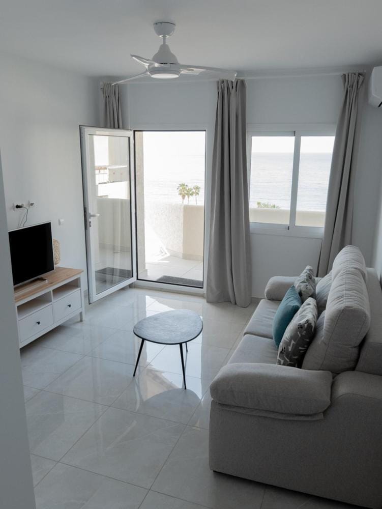 Benalbeach & Views with Terrace by ELE Apartments Apartment in Benalmadena