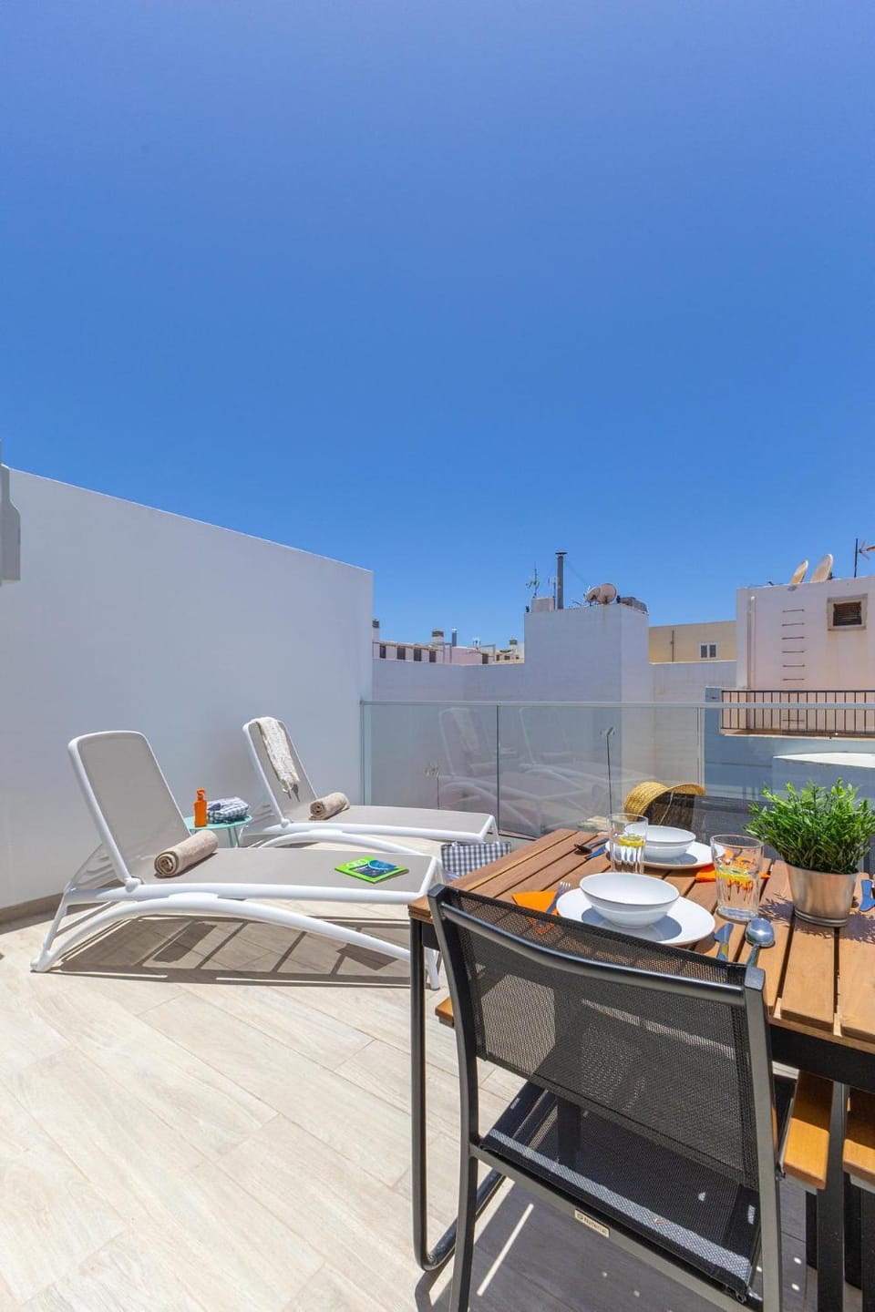 Day, Balcony/Terrace
