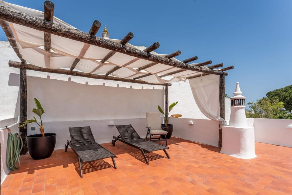 2BDR Retreat w Pool in Porches by Lovelystay Apartment in Porches