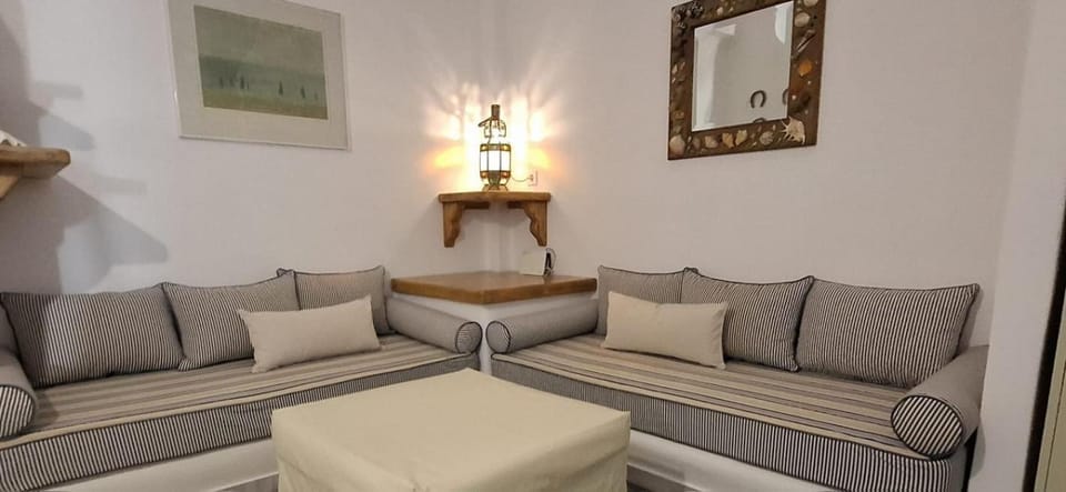 Cozy Island blue home Apartment in Mykonos, Mikonos 846 00, Greece