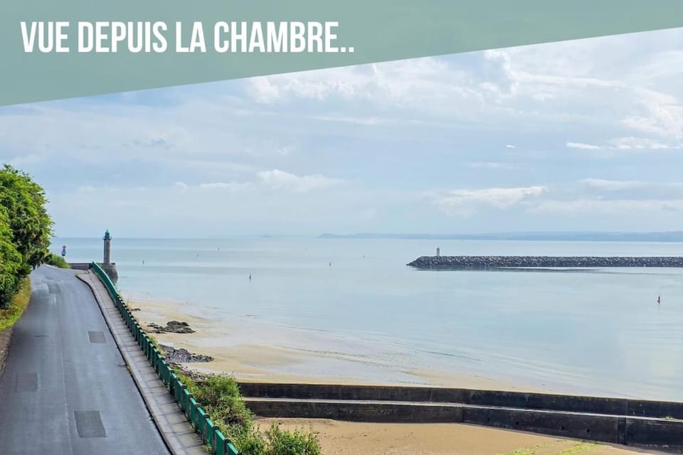 La Jungle - A Deux Pas de la Mer, Parking, Unique Apartment in Plérin