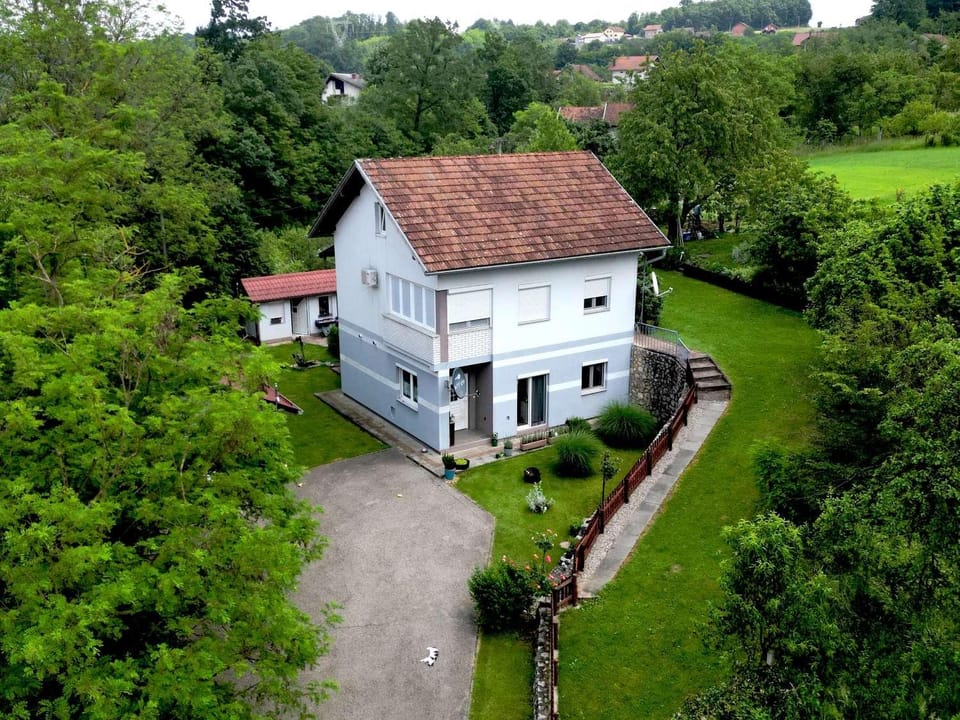 Property building, Garden, Garden view
