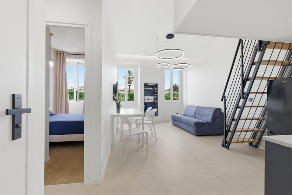 PLACE MASSENA Coulée Verte Apartment in Nice