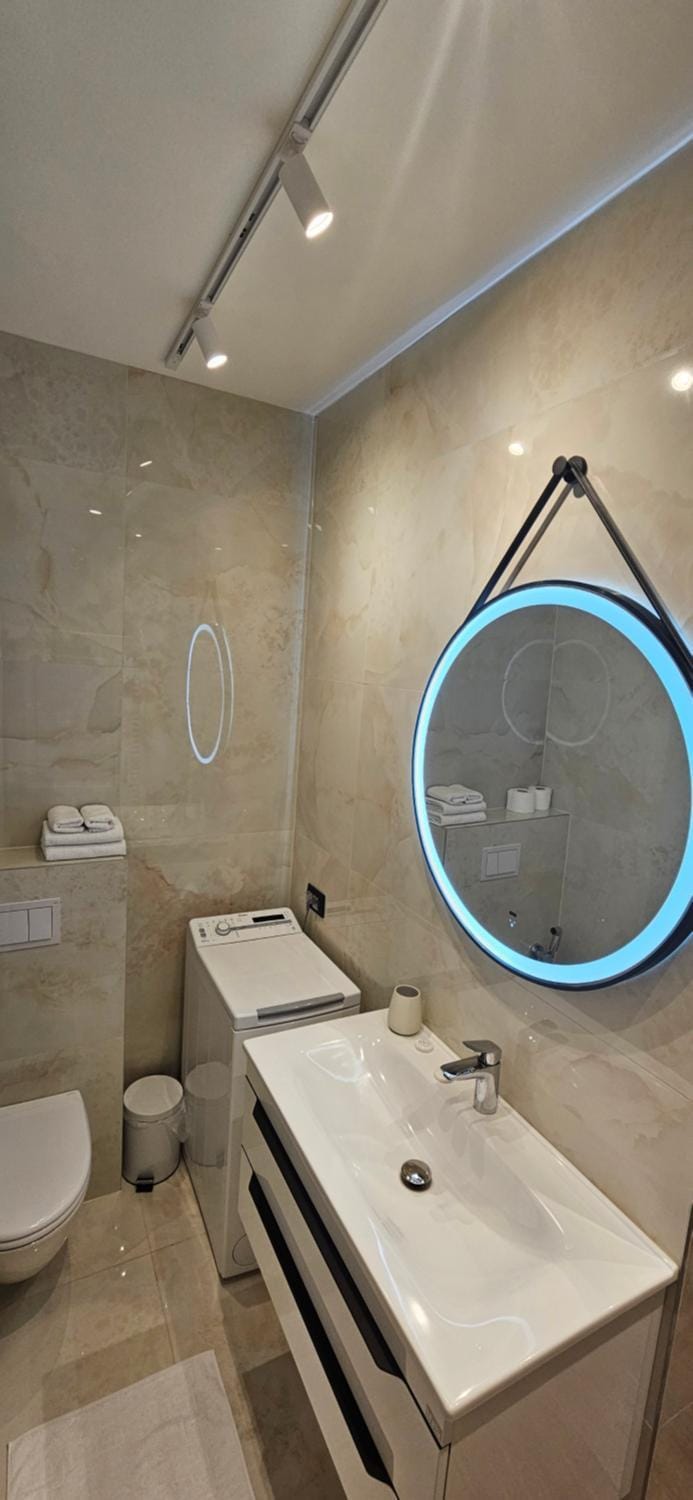 Toilet, Bathroom