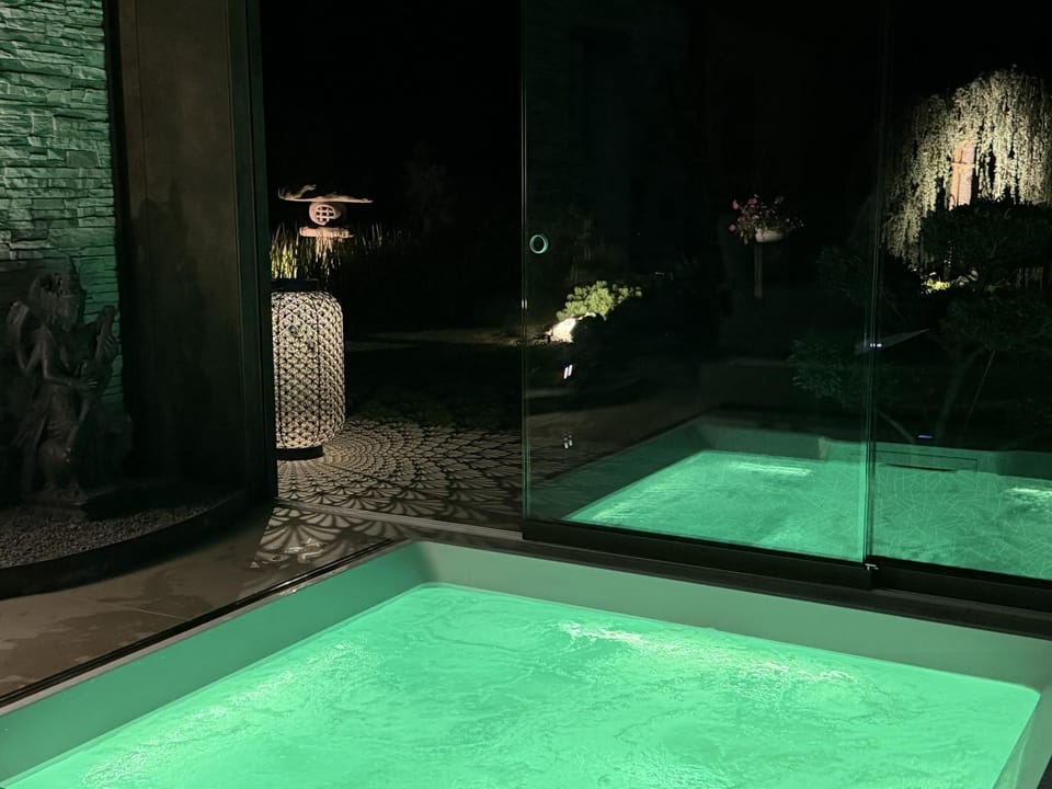 Hot Tub, Spa and wellness centre/facilities, Swimming pool
