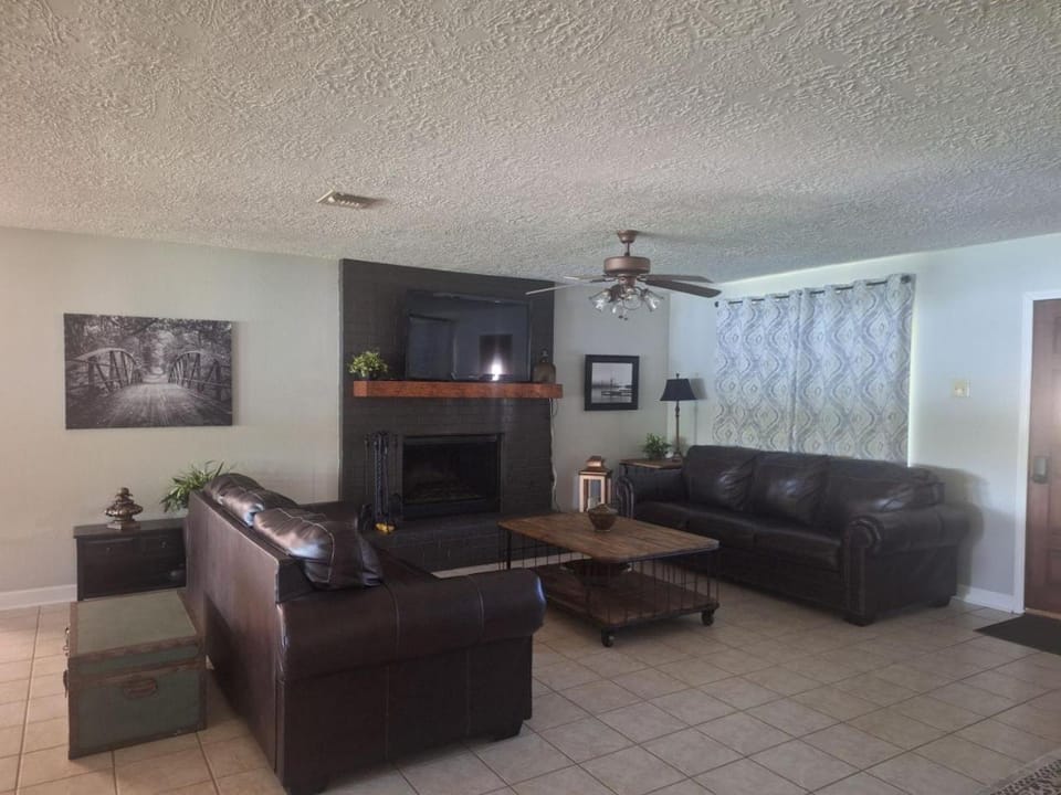 Living room, fireplace