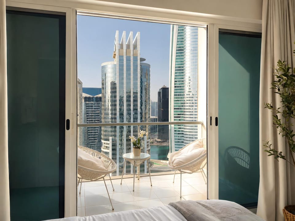 View (from property/room), View (from property/room), Balcony/Terrace, Balcony/Terrace, City view, City view, Lake view, Lake view