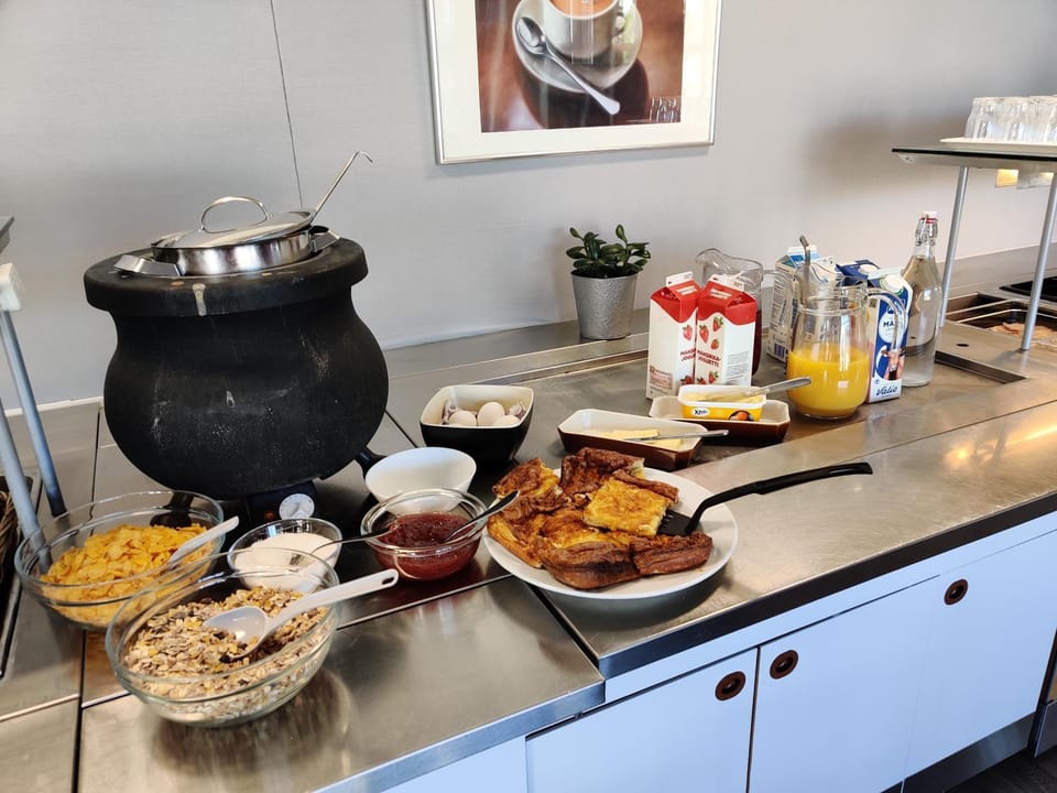 Food, Breakfast, Buffet breakfast