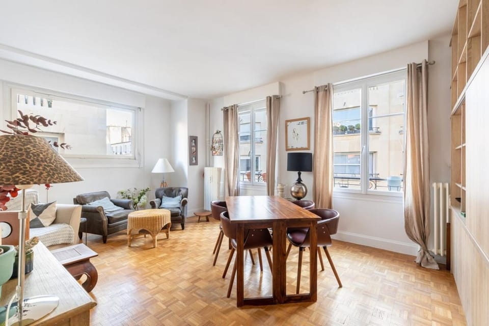Cozy nest for 2 people, 10 min from the Arc de Tri Apartment in Paris