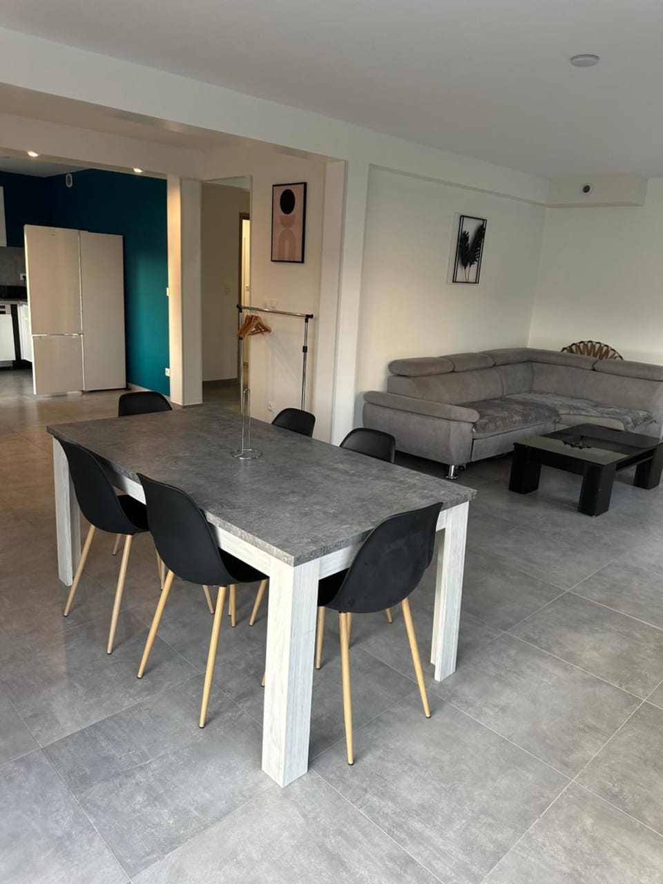 La Résidence Degas 4 chambres House in Joué-lès-Tours