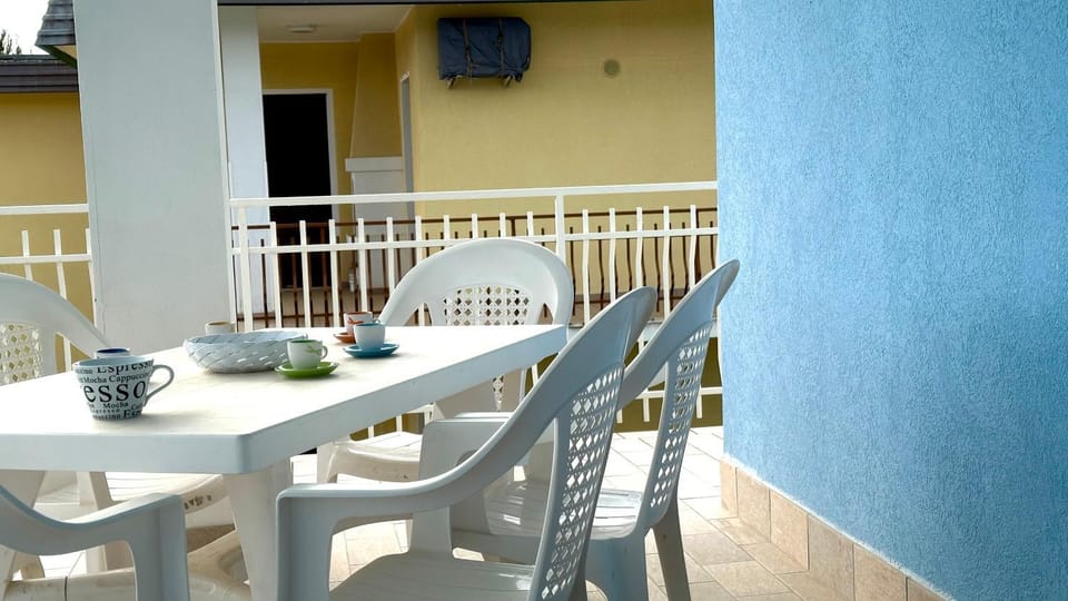 Marcelli, trilocale con terrazzo a pochi passi dal mare - M394 Apartment in Marcelli