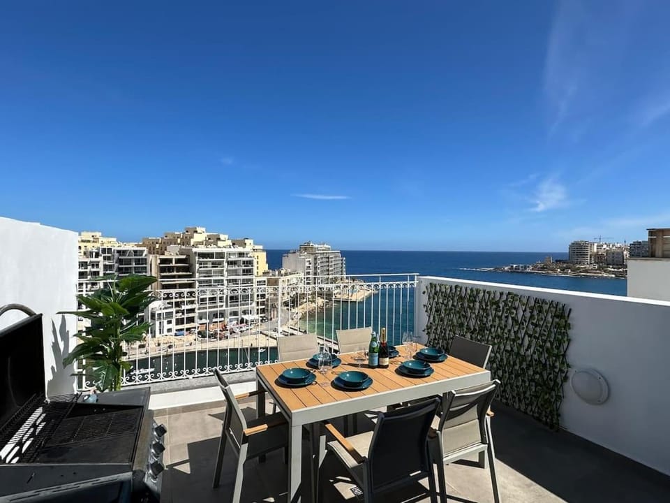 Duplex Penthouse Prime Location Apartment in Saint Julians
