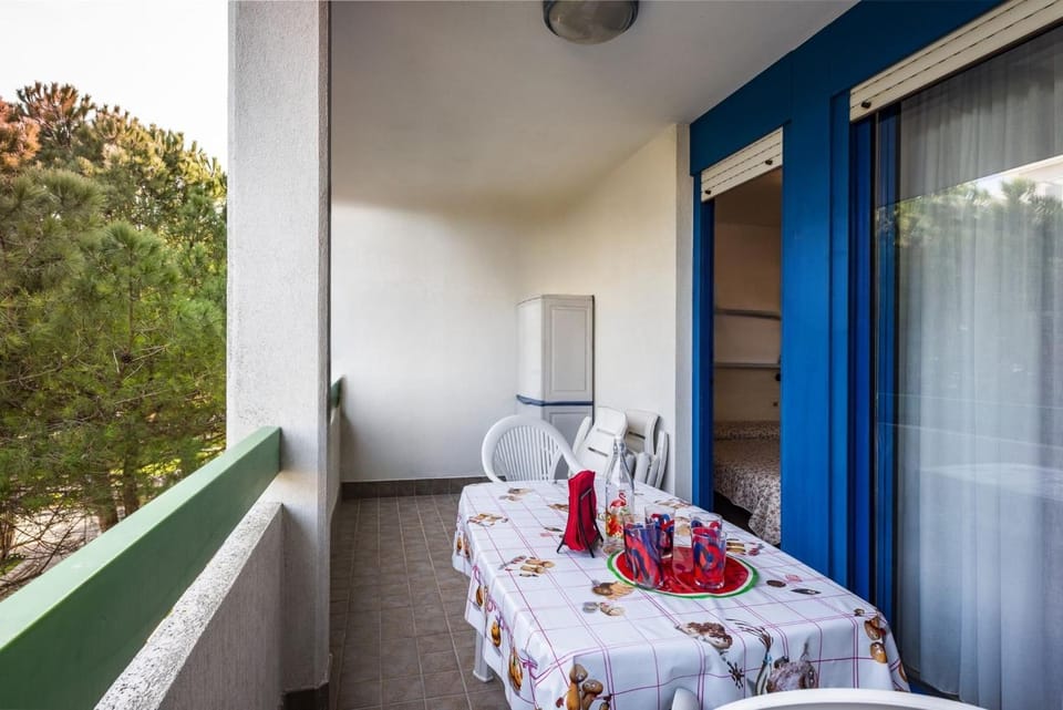 Bed, Balcony/Terrace, Bedroom