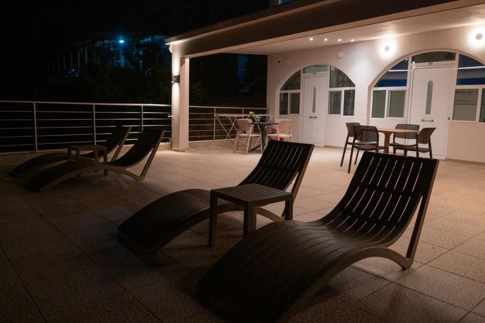 TSABAS BEACH SIDE APARTMENTS ΤΣΑΜΠΑΣ παραλιακά διαμερίσματα 1 Apartment in Peloponnese, Western Greece and the Ionian