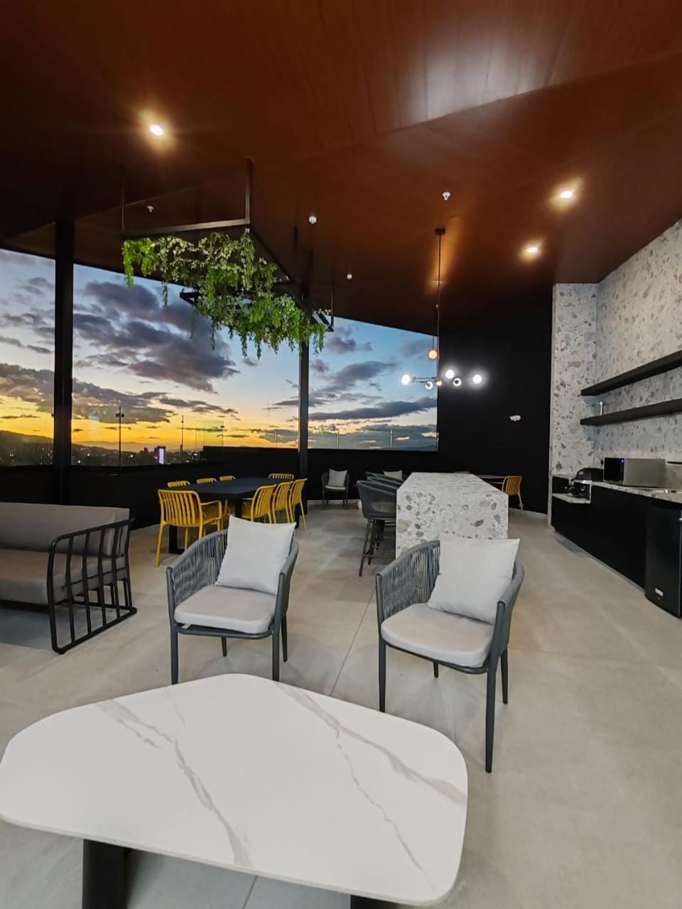 Fantastic 1607 Ser ESCALANTE Apartment in San Jose