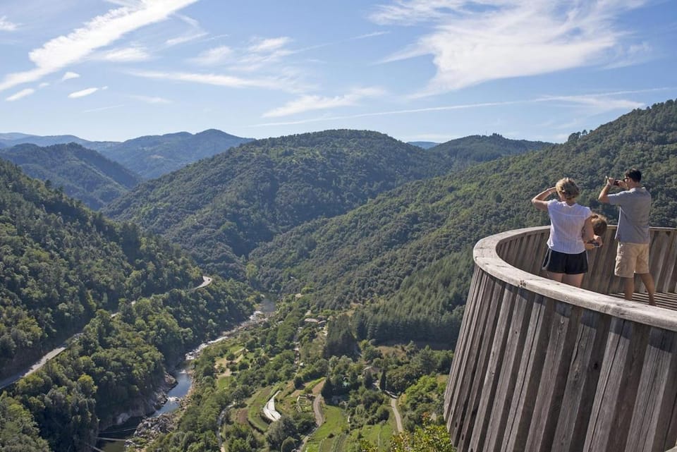 Nearby landmark, Natural landscape, View (from property/room)