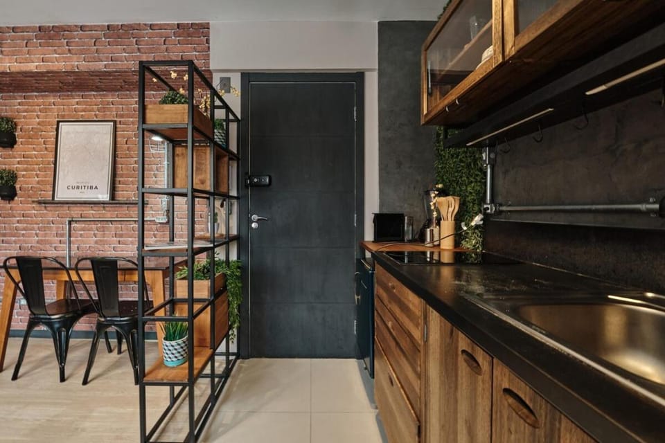 Kitchen or kitchenette, Dining area, stove
