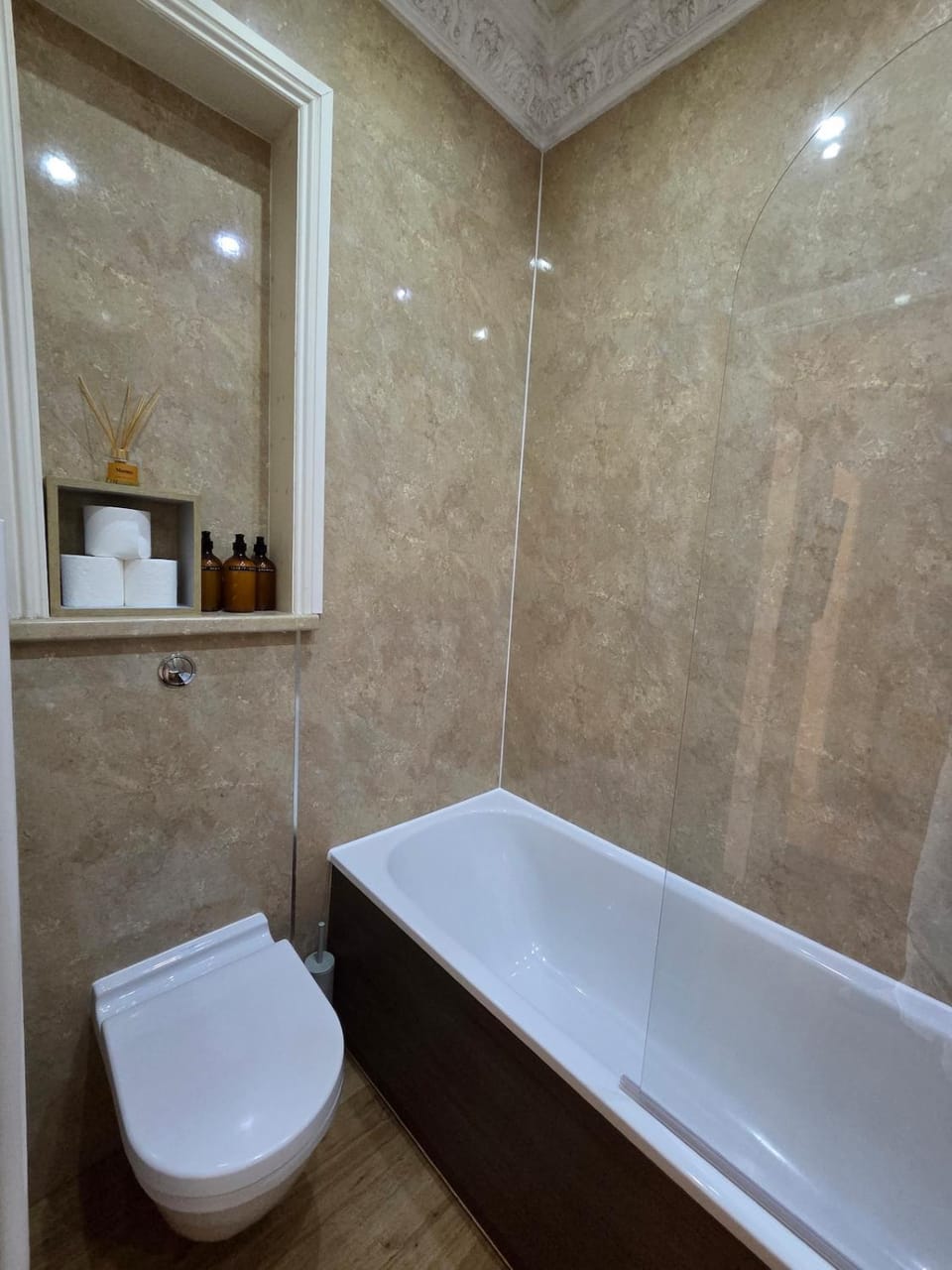 Shower, Toilet, Bathroom, Bath
