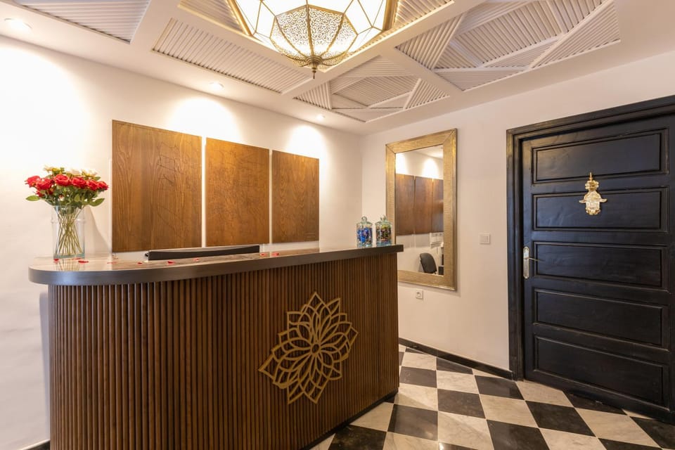 Lobby or reception, Internal: Not applicable to any particular room