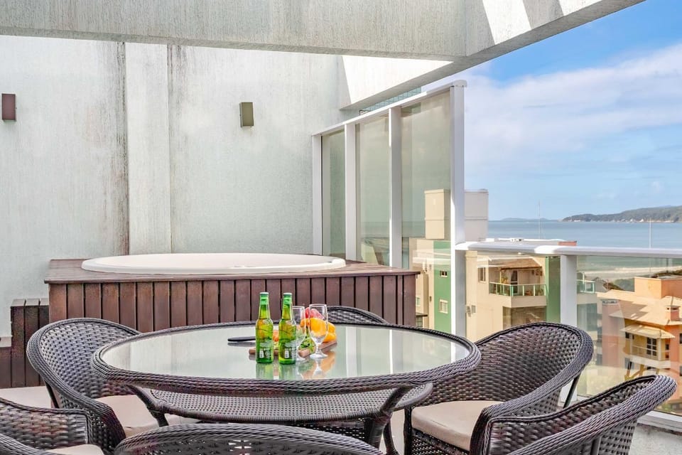 Hot Tub, Sea view