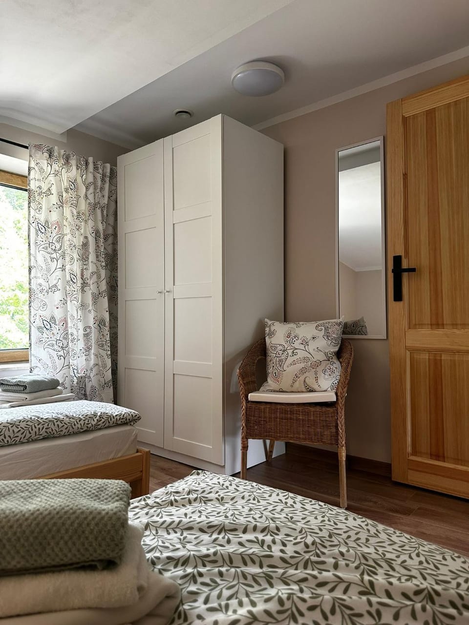 Bed, Bedroom, wardrobe