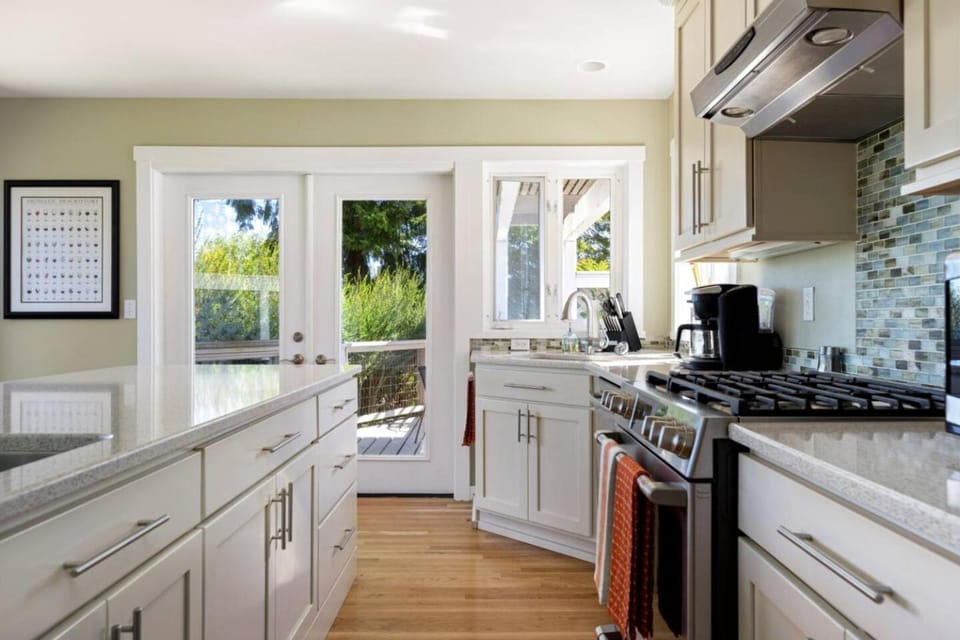 Beach House at Whidbey Shores House in Camano Island