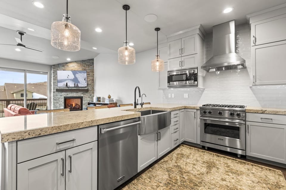 Spacious 4-Bedroom Townhome Black Rock House in Wasatch County