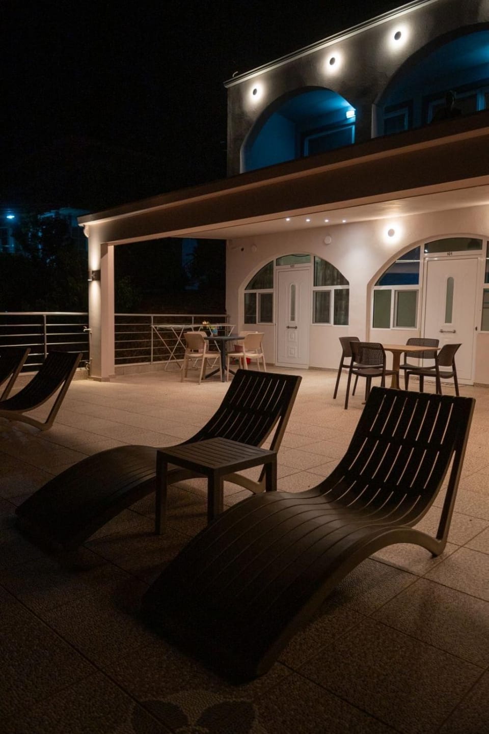 TSABAS BEACH SIDE APARTMENTS ΤΣΑΜΠΑΣ Παραλιακά διαμερίσματα 3 Apartment in Peloponnese, Western Greece and the Ionian